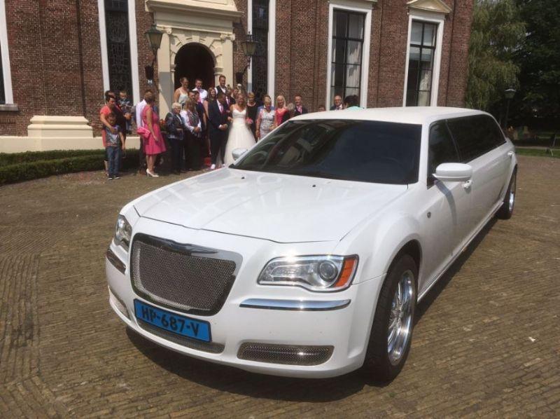 4_venema_trouwautos_limousine-verhuur